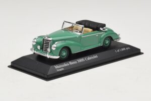 Mercedes 300S Kabriolett Roheline Minichamps 1:43 430032335 Metall - pilt 2/5
