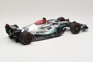 Mercedes AMG Petronas W13 E Performance #63 G. Russell Spanish GP 2022 Minichamps 1:18 110220063 Metall - pilt 2/7