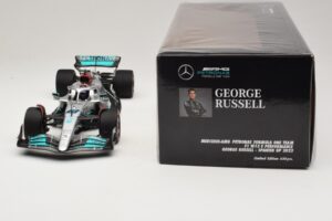 Mercedes AMG Petronas W13 E Performance #63 G. Russell Spanish GP 2022 Minichamps 1:18 110220063 Metall - pilt 7/7