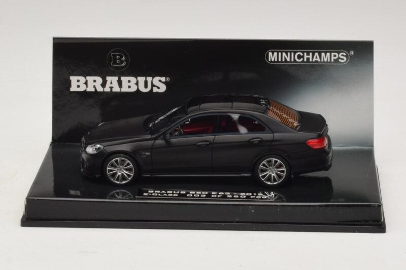 Mercedes Brabus 850 E63 W212 Matt Must Minichamps 1:43 437034101 Metall