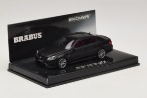 Mercedes Brabus 850 E63 W212 Matt Must Minichamps 1:43 437034101 Metall - pilt 2/5