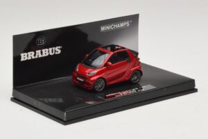 Mercedes Brabus Ultimate 120 Kabriolett Punane Minichamps 1:43 437032730 Metall - pilt 2/5