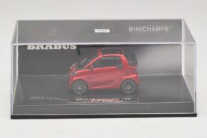 Mercedes Brabus Ultimate 120 Kabriolett Punane Minichamps 1:43 437032730 Metall - pilt 4/5