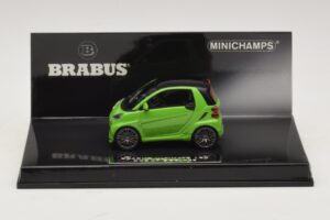Mercedes Brabus Ultimate 120 Roheline Minichamps 1:43 437032700 Metall