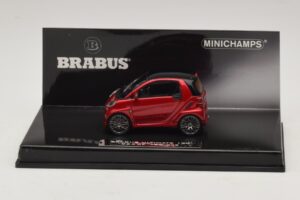 Mercedes Brabus Ultimate 120 Punane Minichamps 1:43 437032701 Metall