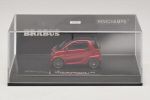 Mercedes Brabus Ultimate 120 Punane Minichamps 1:43 437032701 Metall - pilt 4/5