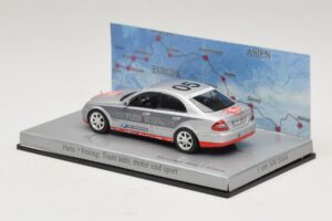 Mercedes E-Class #5 Team Auto Motor und Sport Rally Paris-Peking 2007 Minichamps 1:43 B66962261 Metall - pilt 3/5