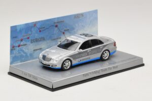 Mercedes E-Class #6 Team Die Welt Rally Paris-Peking 2007 Minichamps 1:43 B66962262 Metall - pilt 2/5