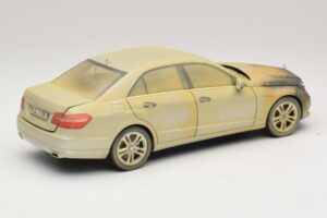 Mercedes E-Class W212 Põlenud Dubai Kunstiauto Minichamps 1:18 MB008 Metall - pilt 2/6