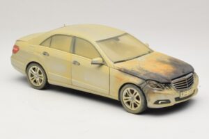 Mercedes E-Class W212 Põlenud Dubai Kunstiauto Minichamps 1:18 MB008 Metall - pilt 4/6