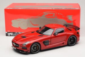 Mercedes SLS AMG C197 Black Series Punane Minichamps 1:18 110033022 Metall - pilt 8/8