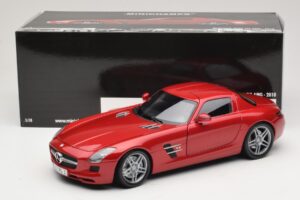 Mercedes SLS AMG C197 Punane Metallik Minichamps 1:18 100039020 Metall - pilt 8/8