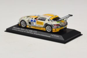 Mercedes SLS AMG GT3 #21 Rowe Racing Hartung / Heyer Nurburgring 24 Hours 2013 Minichamps 1:43 410133221 Metall - pilt 3/4