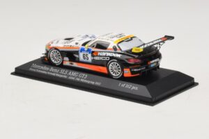 Mercedes SLS AMG GT3 #65 Hankook 24 Hours of Nurburgring 2012 Minichamps 1:43 437123265 Metall - pilt 3/4