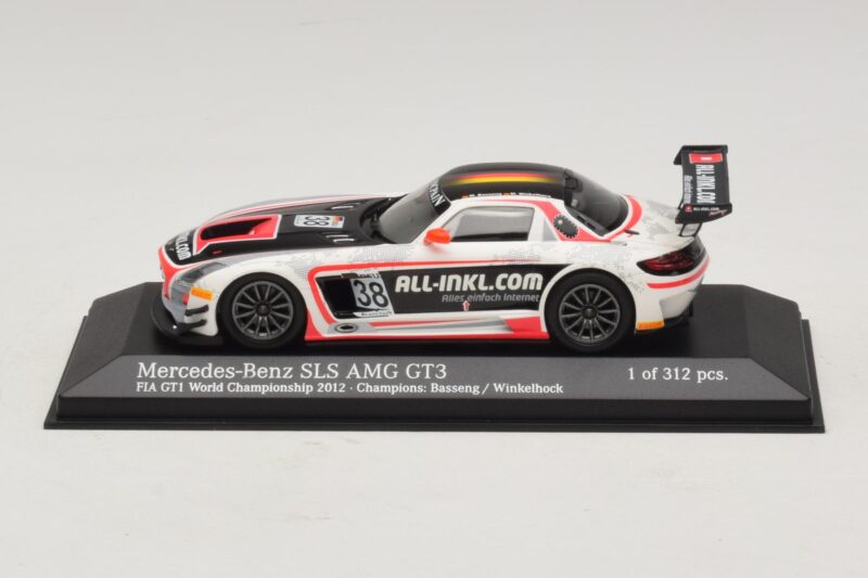 Mercedes SLS AMG GT3 All-Inkl.com #38 FIA GT1 World Championship 2012 Champions Minichamps 1:43 Mercedes SLS AMG GT3 All-Inkl.com #38 FIA GT1 World Championship 2012 Champions Minichamps 1:43 410123238 Metall