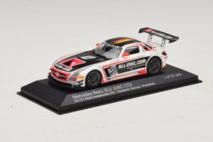 Mercedes SLS AMG GT3 All-Inkl.com #38 FIA GT1 World Championship 2012 Champions Minichamps 1:43 410123238 Metall - pilt 2/4