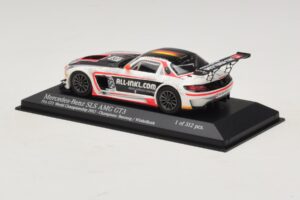 Mercedes SLS AMG GT3 All-Inkl.com #38 FIA GT1 World Championship 2012 Champions Minichamps 1:43 410123238 Metall - pilt 3/4
