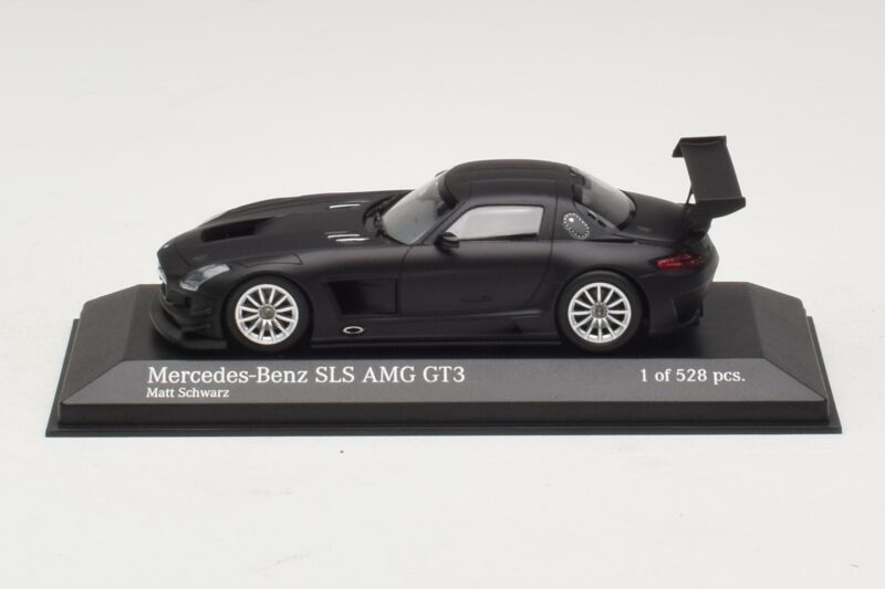 Mercedes SLS AMG GT3 Matt Must Minichamps 1:43 Mercedes SLS AMG GT3 Matt Must Minichamps 1:43 410113200 Metall