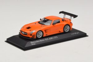 Mercedes SLS AMG GT3 Street Orange Minichamps 1:43 410113204 Metall - pilt 2/4
