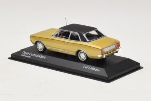 Opel Commodore A Kuldne Metallik Minichamps 1:43 430046165 Metall - pilt 3/4