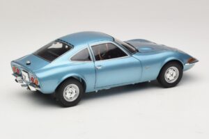 Opel GT Blue Metallic Minichamps 1:18 180049030 Metall - pilt 3/8