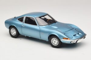 Opel GT Blue Metallic Minichamps 1:18 180049030 Metall - pilt 6/8