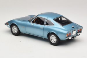 Opel GT Blue Metallic Minichamps 1:18 180049030 Metall - pilt 7/8