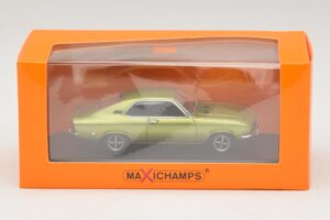 Opel Manta A Roheline Metallik Maxichamps 1:43 940045501 Metall - pilt 4/4