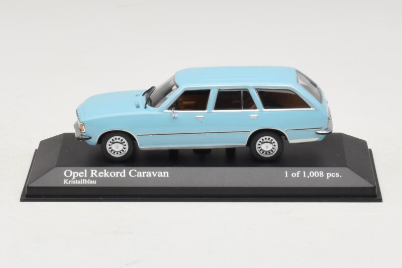 Opel Rekord D Caravan Helesinine Minichamps 1:43 Opel Rekord D Caravan Helesinine Minichamps 1:43 400044014 Metall