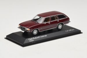 Opel Rekord D Caravan Punane Minichamps 1:43 400044012 Metall - pilt 2/4