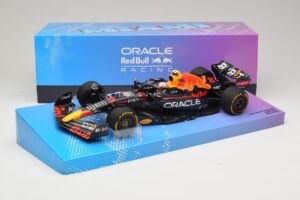 Oracle Red Bull Racing RB18 #11 S. Perez Miami GP 2022 Minichamps 1:18 113220511 Metall - pilt 7/7