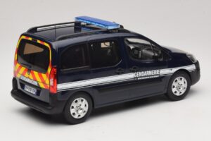 Peugeot Partner Gendarmerie Tumesinine Norev 1:18 184890 Metall - pilt 2/6