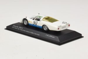 Porsche 906 LH Porsche System Racing #30 J. Siffert / C. Davis Class Winners 24 Hours of Le Mans 1966 Minichamps 1:43 4006666 - pilt 3/4