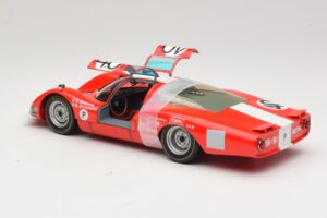 Porsche 906 LH Squadra Tartaruga #40 D. Spoerry / R. Steinemann 12 Hours of Sebring 1967 Minichamps 1:18 100676140 Metall - pilt 5/8