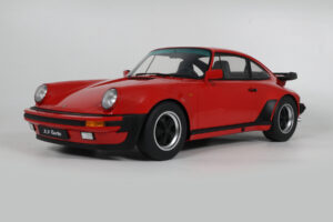 Porsche 911 930 Turbo 3.3 India Red GT Spirit 1:8 GTS802301 Vaik - pilt 2/2