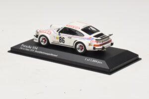 Porsche 911 934 #86 Bourdillat / Ennequin 24 Hours of Le Mans 1979 Minichamps 1:43 400796486 Metall - pilt 3/4