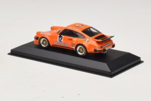 Porsche 911 934 Jagermeister #12 H. Kelleners DRM Nurburgring 1976 Minichamps 1:43 400766412 Metall - pilt 3/4
