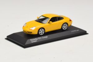Porsche 911 991 Carrera Kollane Minichamps 1:43 410060221 Metall - pilt 2/4