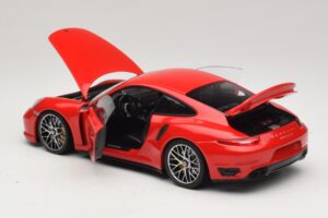 Porsche 911 991 Turbo S Punane Minichamps 1:18 110062320 Metall - pilt 5/8