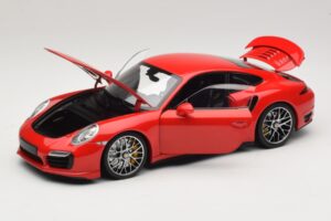 Porsche 911 991 Turbo S Punane Minichamps 1:18 110062320 Metall - pilt 3/8