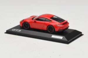 Porsche 911 992 GT3 Touring Punane Minichamps 1:43 WAP02012617-R1 Metall - pilt 3/4