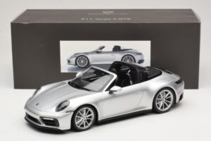 Porsche 911 992 Targa 4 GTS Hõbedane Minichamps 1:18 WAP0211460RTRG Metall - pilt 6/6