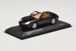 Porsche 911 996 Kabriolett Must Metallik Minichamps 1:43 400061090 Metall - pilt 2/4