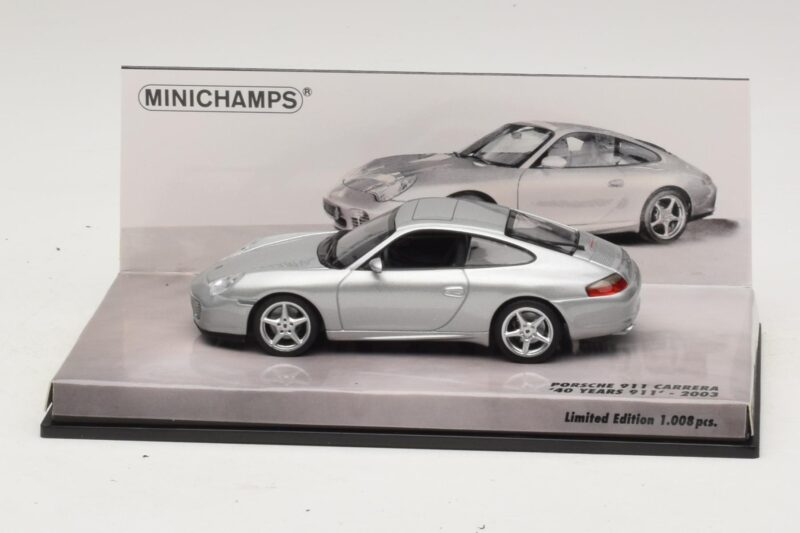 Porsche 911 996 Carrera 40. Aastapäev Hõbedane Minichamps 1:43 Porsche 911 996 Carrera 40. Aastapäev Hõbedane Minichamps 1:43 436061070 Metall