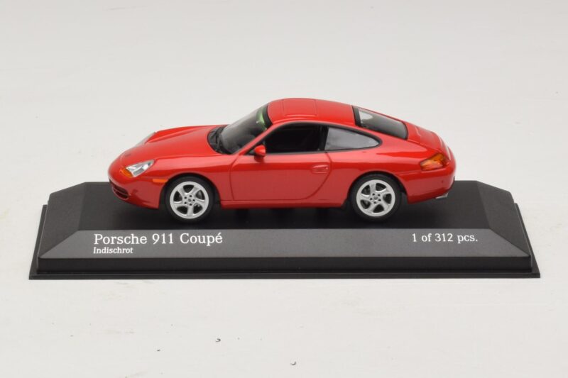 Porsche 911 996 Punane Minichamps 1:43 400061181 Metall