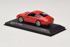 Porsche 911 996 Punane Minichamps 1:43 400061181 Metall - pilt 3/4