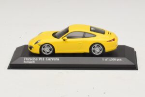 Porsche 911 996 Kollane Minichamps 1:43 400061182 Metall