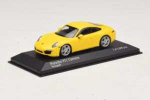 Porsche 911 996 Kollane Minichamps 1:43 400061182 Metall - pilt 2/4