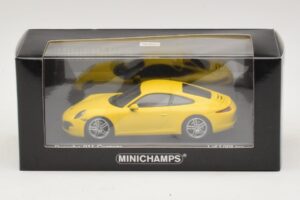 Porsche 911 996 Kollane Minichamps 1:43 400061182 Metall - pilt 4/4