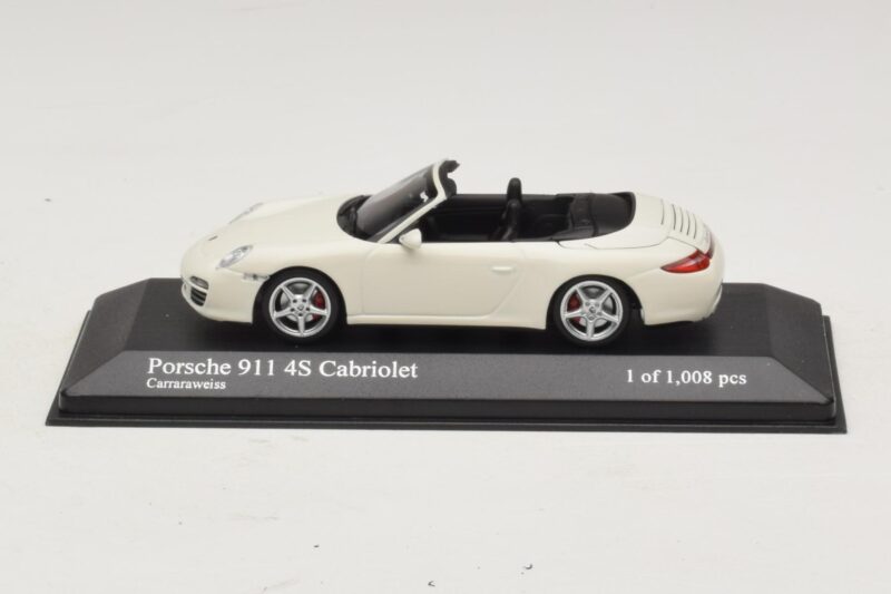 Porsche 911 997 Carrera 4S Kabriolett Valge Minichamps 1:43 Porsche 911 997 Carrera 4S Kabriolett Valge Minichamps 1:43 400066431 Metall
